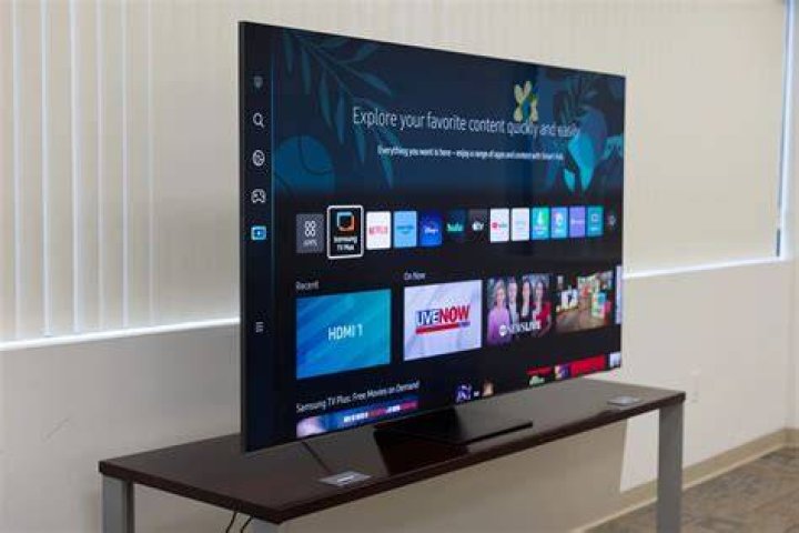 How do I play Keynote on my TV?